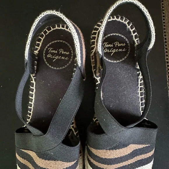 TONI PONS- closed toe espadrille/overlapping stretchy straps, slingback strap - Picture 9 of 11